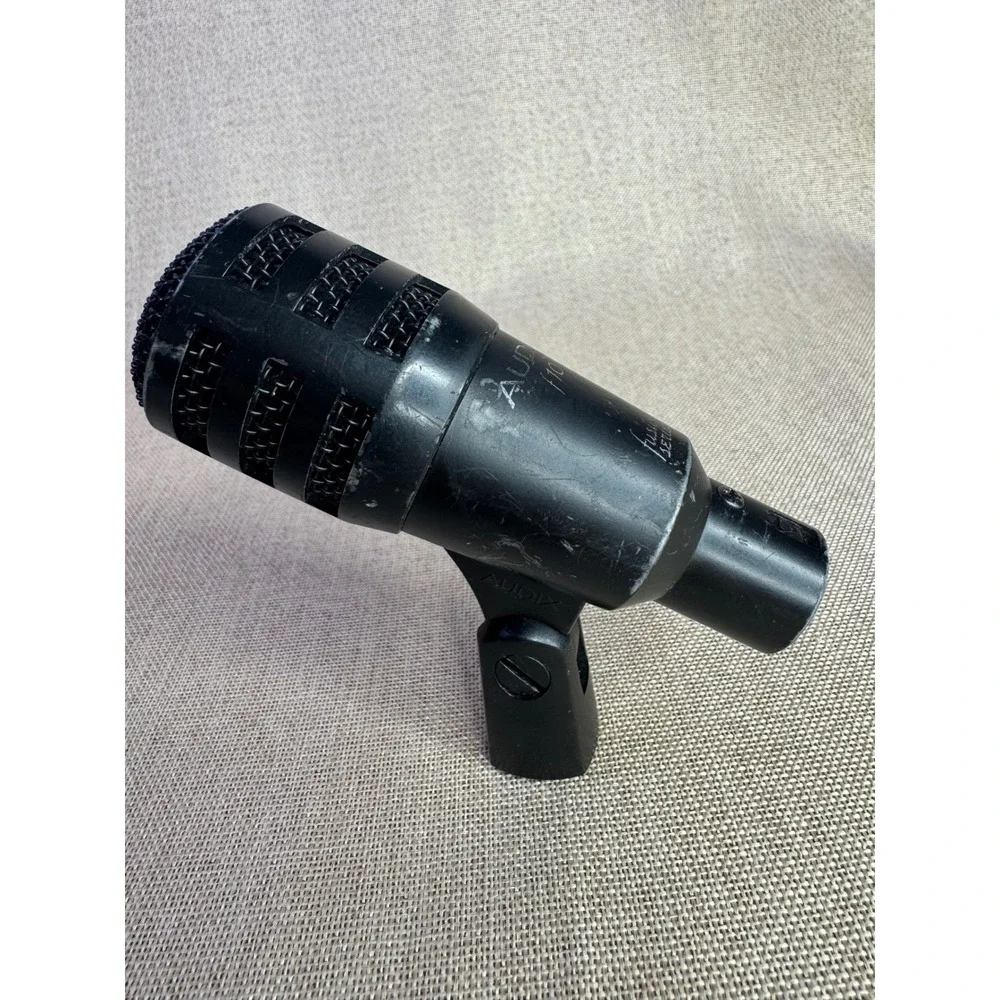 Audix Fusion Series f10 Dynamic Cardioid Percussion Instrument Microphone Black